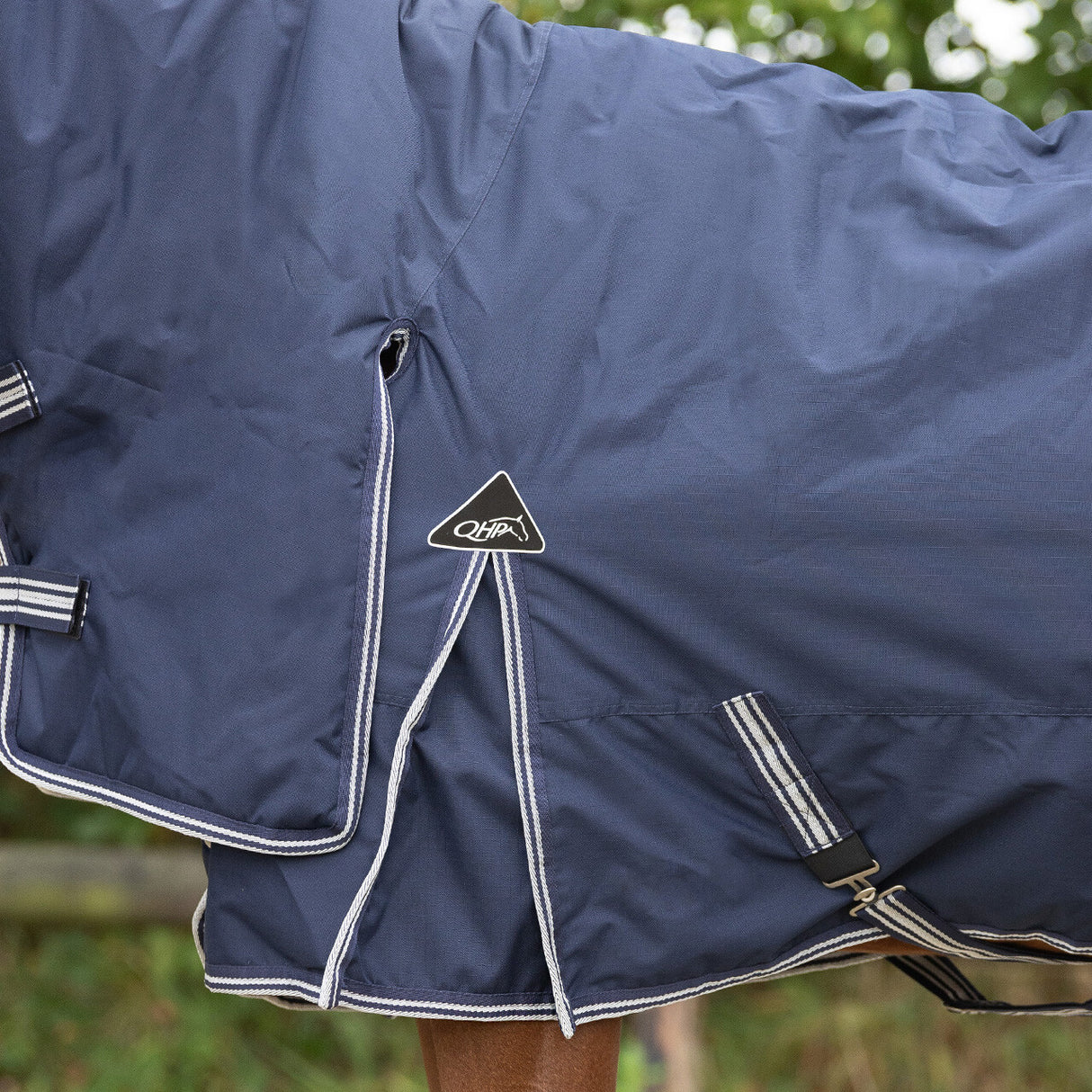 Deken turnout vaste hals 300gr