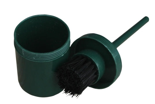 Pinsel im Topf